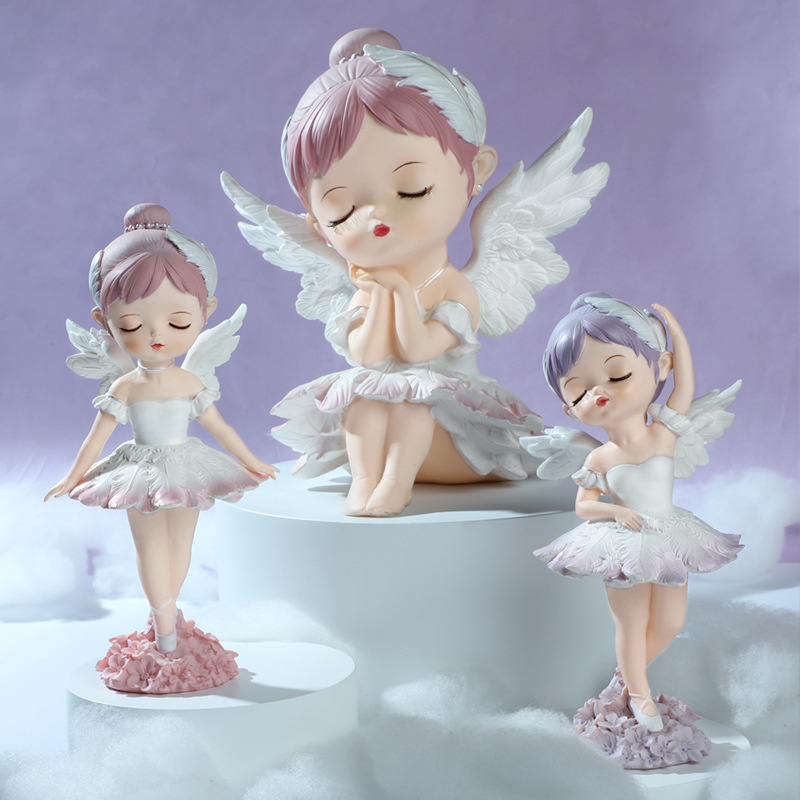 Creative car ornaments, resin handicrafts, living room tables, handmade cakes, baking decorations, festival gifts