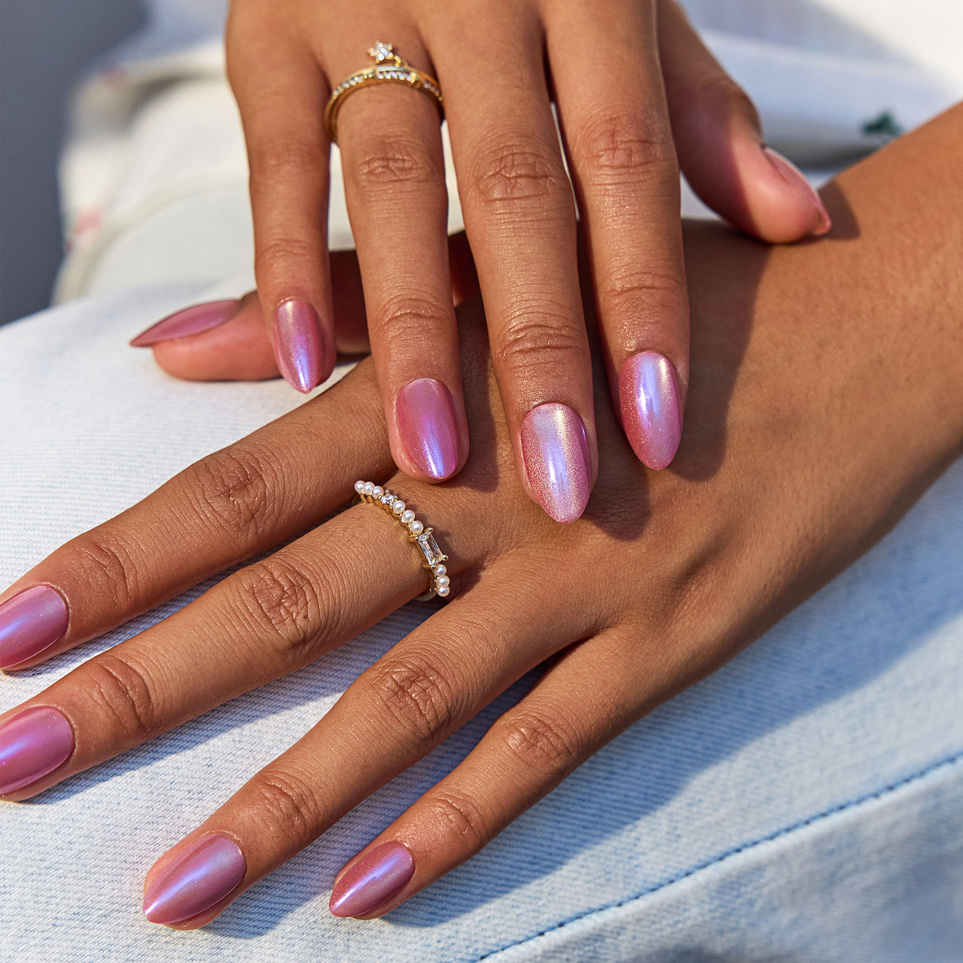 Pink cat-eye wearable nail, short almond nail, European high-end aesthetic nail, nail plate, false nail factory customization