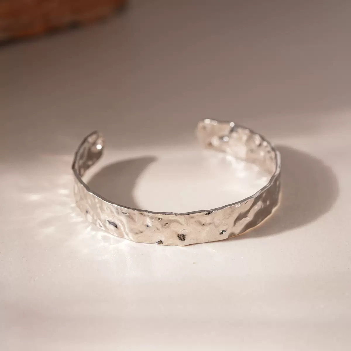 Cross-border bestseller: Korean minimalist irregular-pleated tin foil bracelet, a fashionable and light luxury wide bracelet with a cold style details Picture