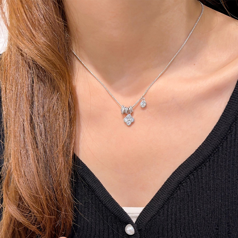 s925纯银中古风小众轻奢个性百搭吊坠闪钻锆石项链女锁骨链细节图