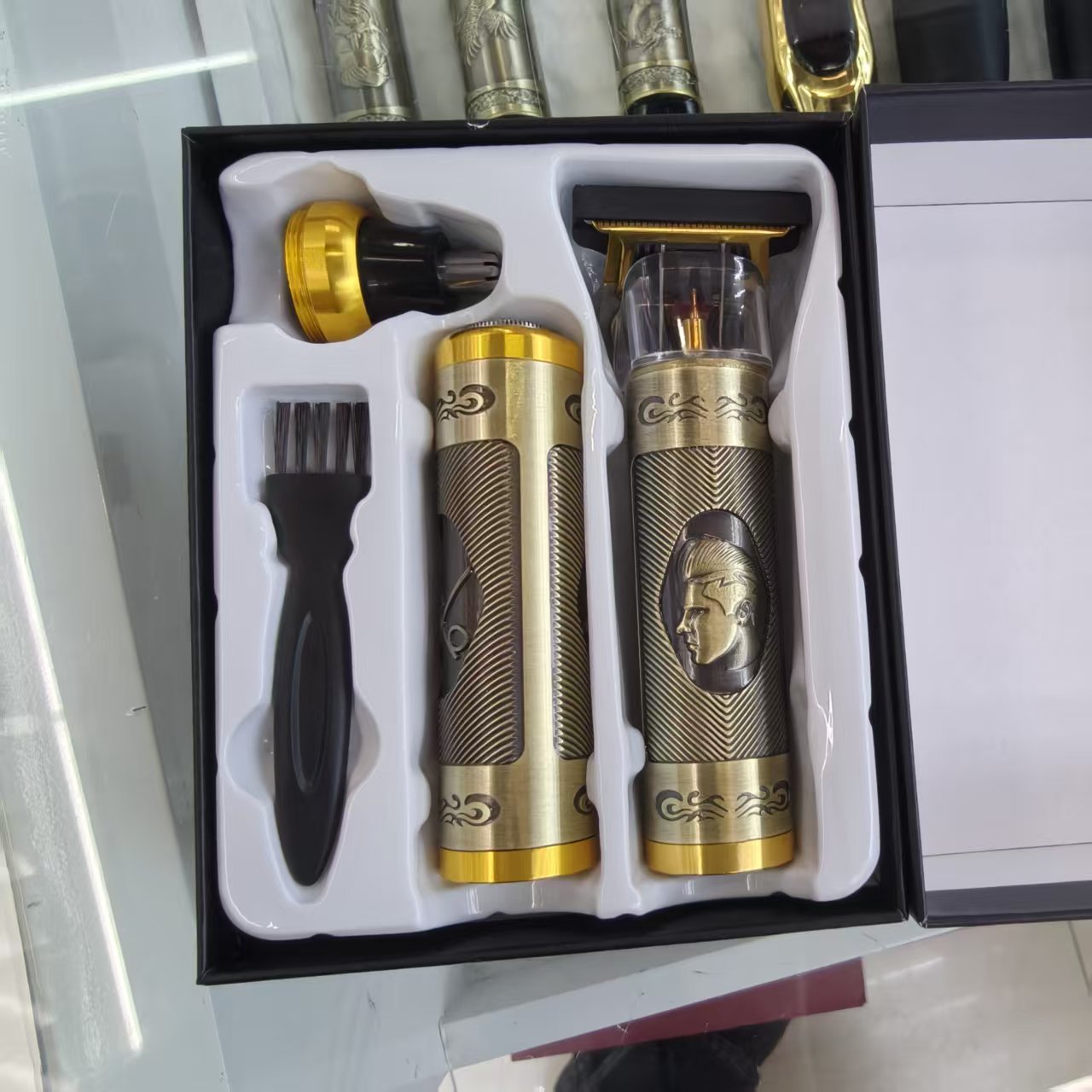 三合一电动剃须刀男士油头剪鼻毛器多功能刮胡刀便携式剃须刀套装