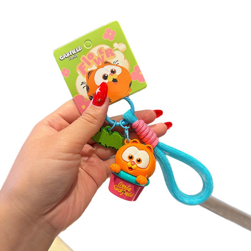 Fuqilai genuine Garfield family small flower keychains, cute pendants, figurines, couple small gifts wholesale and delivery Item Picture