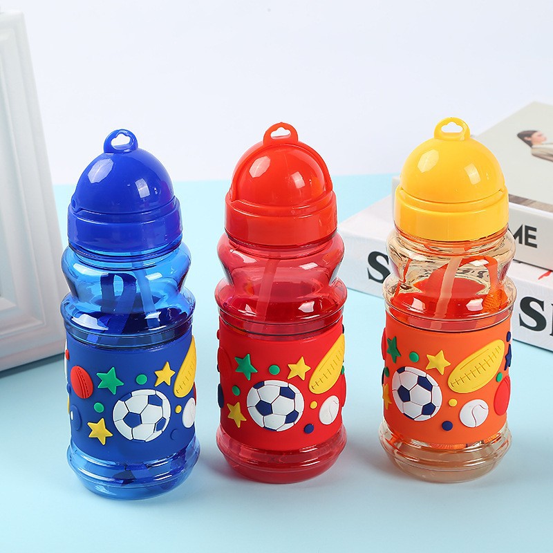 Summer children's water cups, straw cups, portable water cups for men and women's outdoor sports, water bottles, durable pe plastic hanging rope water cups Application Scenario