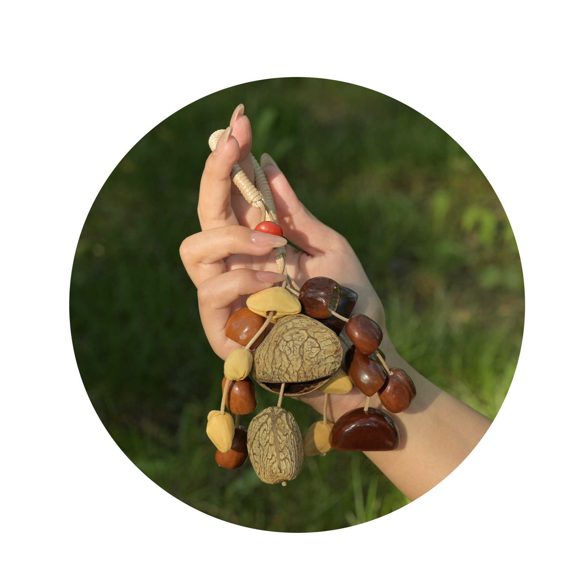 风铃/风铃果壳/果壳疗愈/果壳/玻璃风铃白底实物图