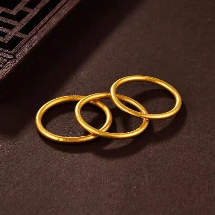 Ancient-style inherited imitation gold plain ring smooth surface ring, Vietnamese sand gold solid closed plain ring ring that does not fade for a long time