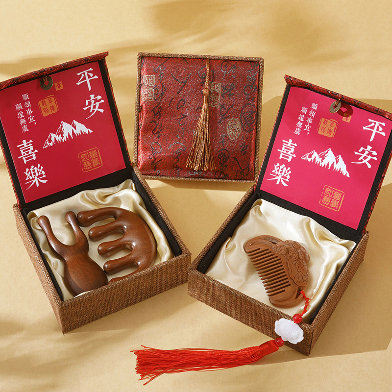 Christmas gift: Sandalwood comb gift box, practical set, birthday girl, mother, wedding, high-end and stylish souvenir Specification drawing