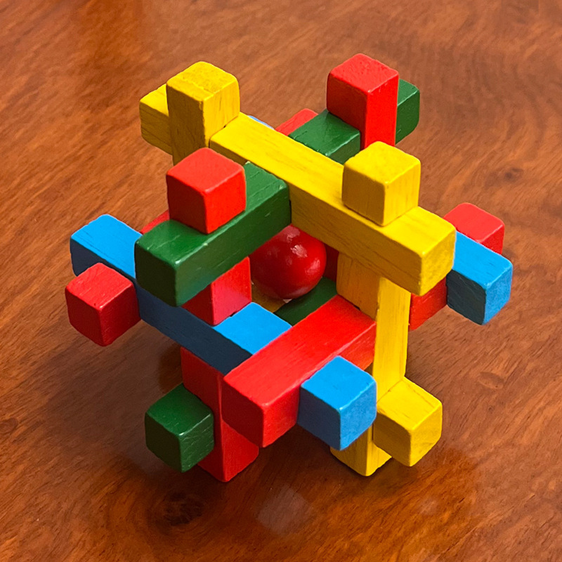 Adults, the elderly, children, leisure wooden toys that hurt the brain, unlock intelligence, assemble Kongming locks, Lu Ban locks, and take balls from cages Application Scenario
