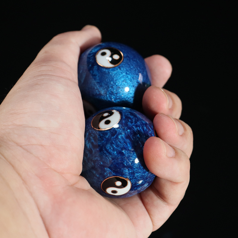 Cross-border foreign trade Beijing Jingtai LAN handball craft gifts, cloisonne enamel low-temperature hand-rotating ringtone massage fitness balls Specification image
