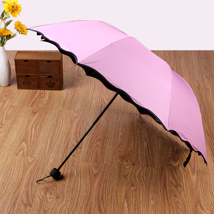 The manufacturer wholesals creative three-fold vinyl umbrellas that bloom upon contact with water, gift advertising umbrellas, and umbrellas that can be used as logos Specification image