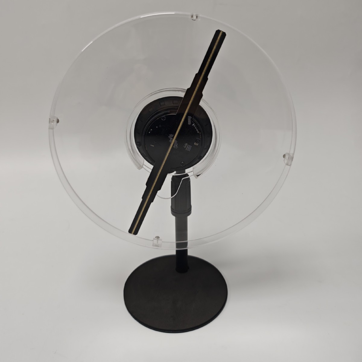 Transparent circular electric fan, handheld small fan, 180g, cooling and portable Application Scenario