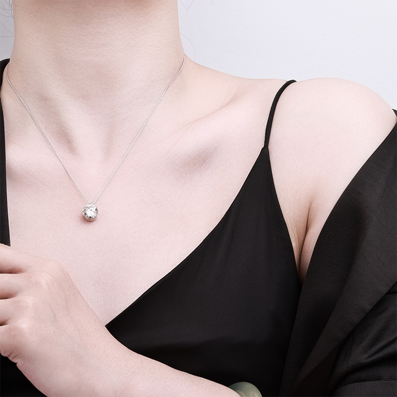 Zhuoheng selects Amazon's best-selling pure silver S925 platinum necklace, simple and elegant Mosang necklace, European and American jewelry in stock details Picture