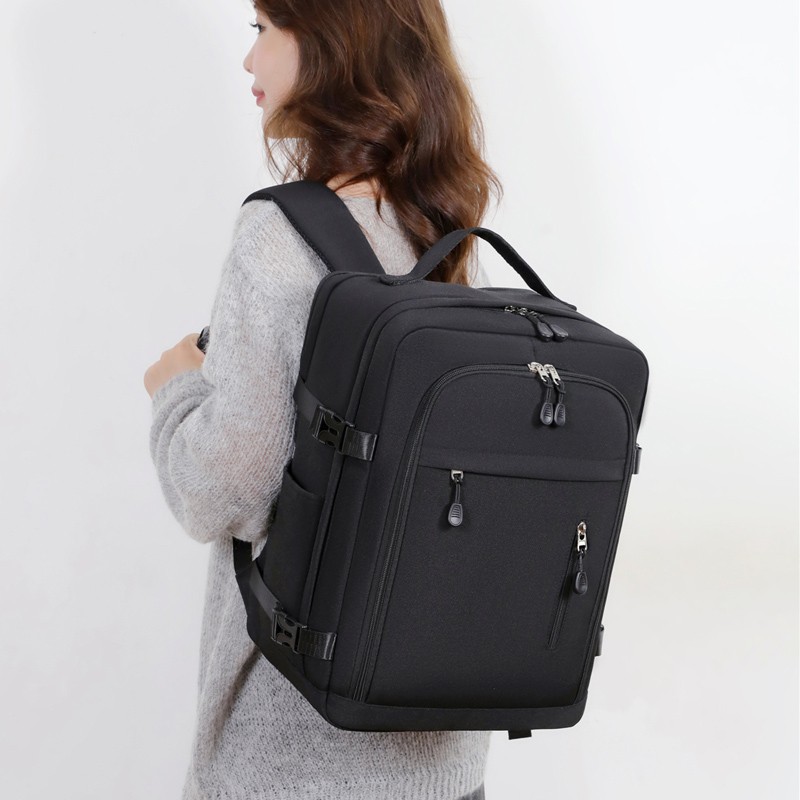 The new 40*30*20 boarding bag is a small travel bag suitable for airplanes. It is a 24-inch dry-wet separation computer backpack for women details Picture