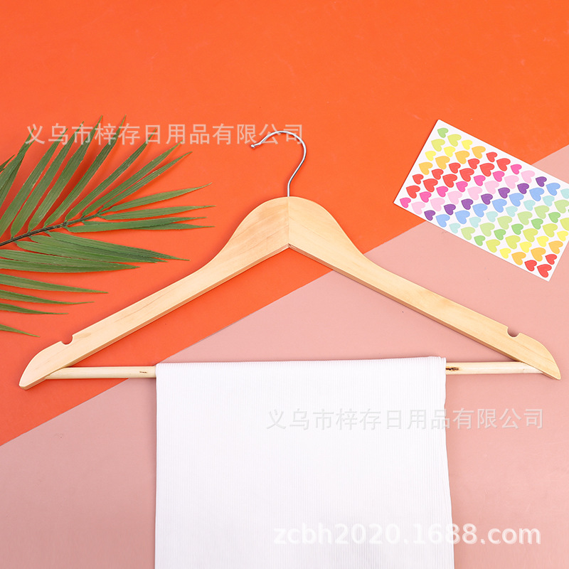 带杆木衣服架实木成人防滑木头夹挂衣架卧室无痕木质衣撑子批发价产品图
