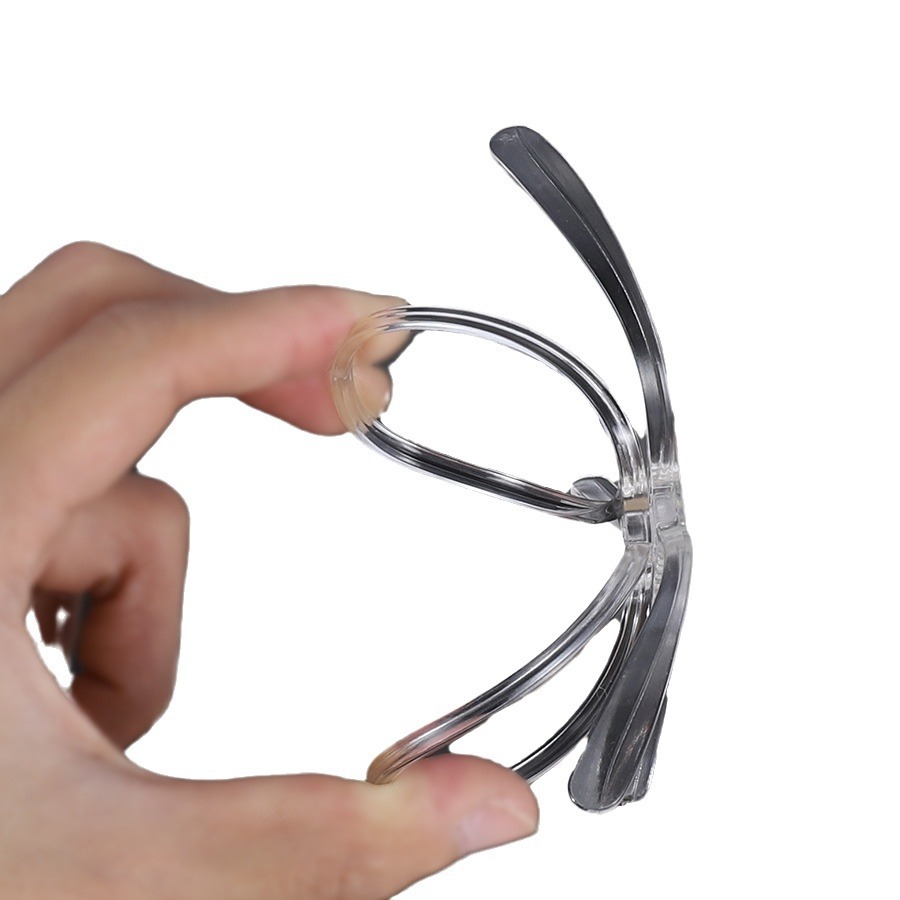 【BERTON OUTDOOR】 Universal myopia ring Adapter for ski goggles. The butterfly-shaped inner frame of the ski goggles can be paired with myopia lenses Item Picture