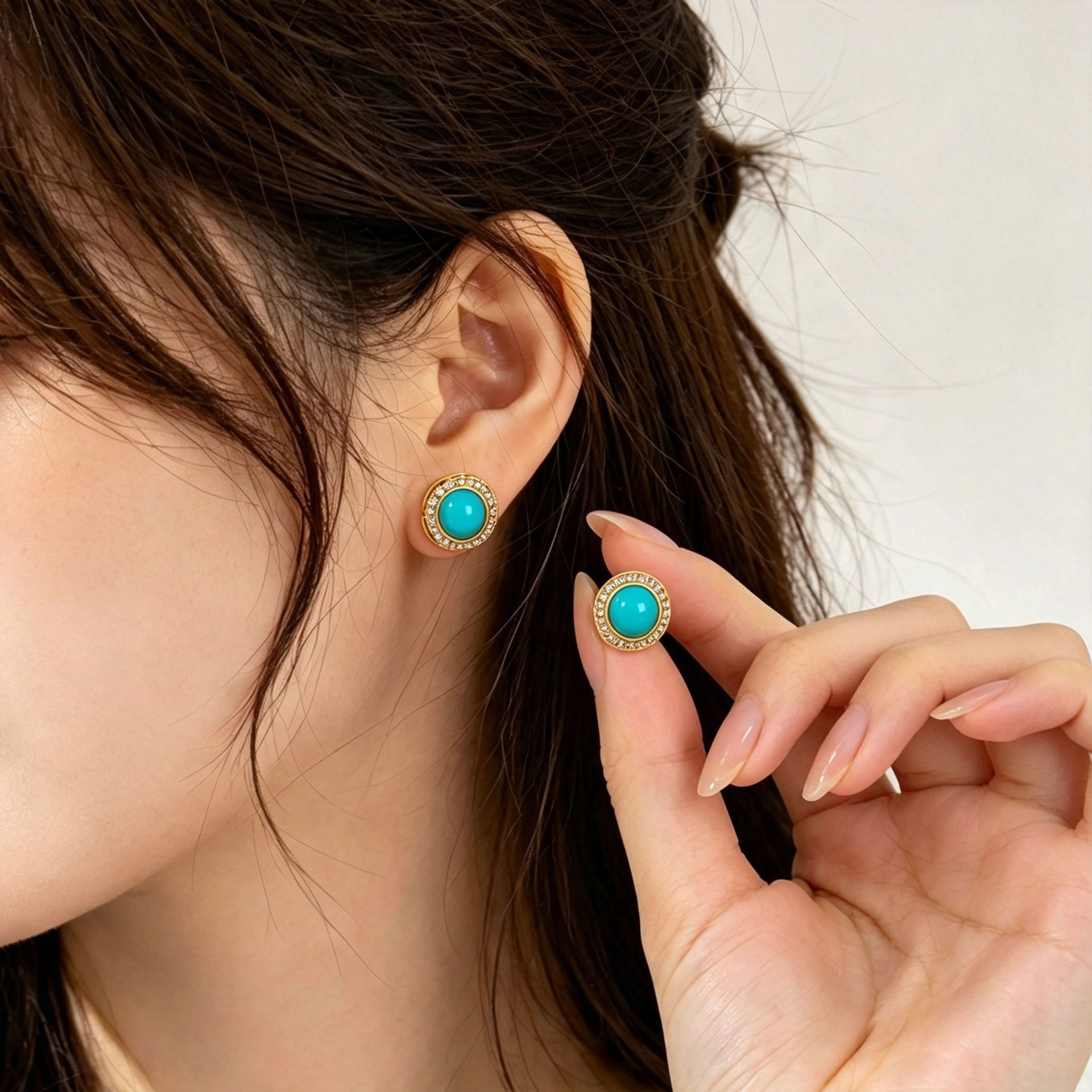 Fuente fábrica vintage premium sentido azul turquesa pendientes aleación de cobre oro real chapado con zirconia s925 agujas de plata orejeras para mujeres details Picture