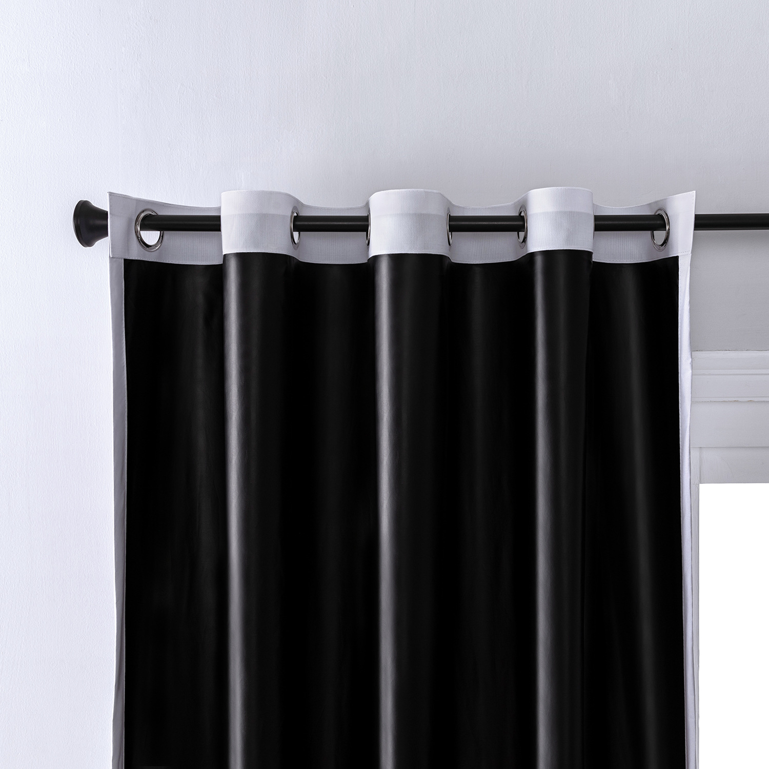 Ready-made heat-insulating and sun-protective curtains with free shipping in stock, Chunya textile laminated fully blackout curtains Application Scenario