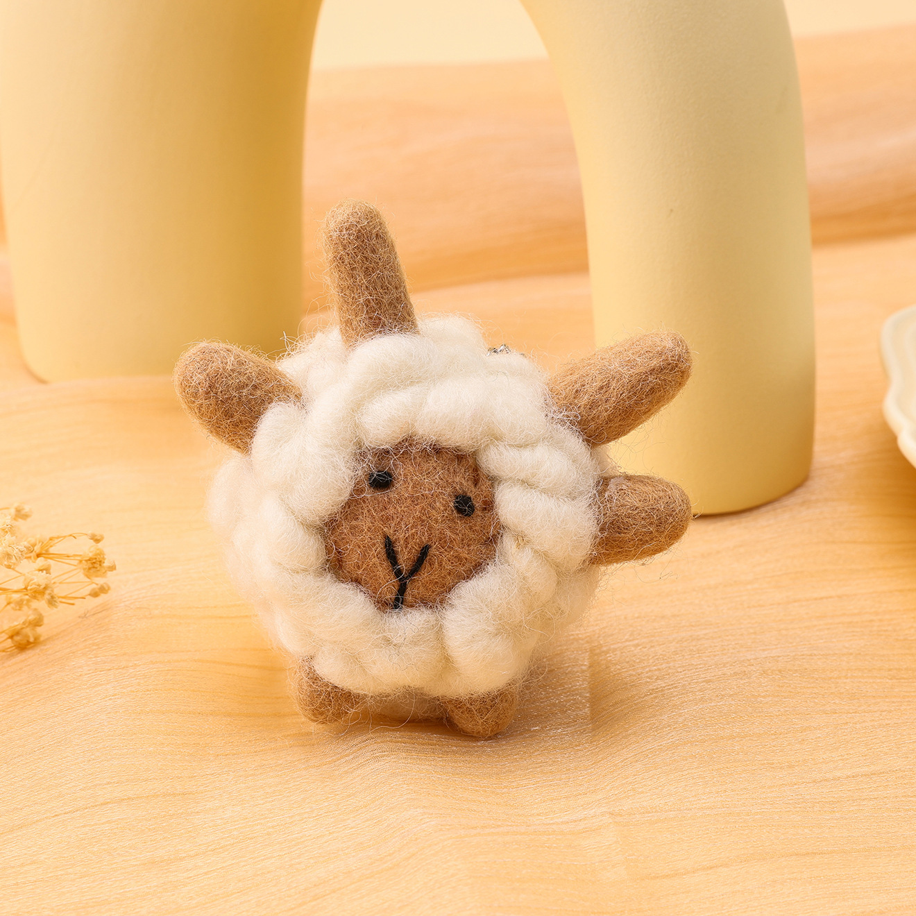 Wholesale of handcrafted wool felt pendants with high appearance standards, three-dimensional doll pendants, niche bag pendants, and cute cartoon pendants details Picture