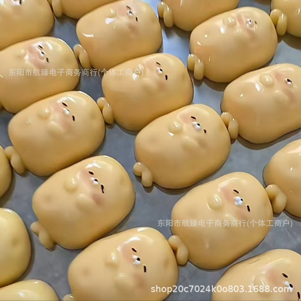 A homemade food-grade silicone stress-relieving toy with the same style as Xiaohongshu seals and potatoes, with a slow rebound effect Specification image