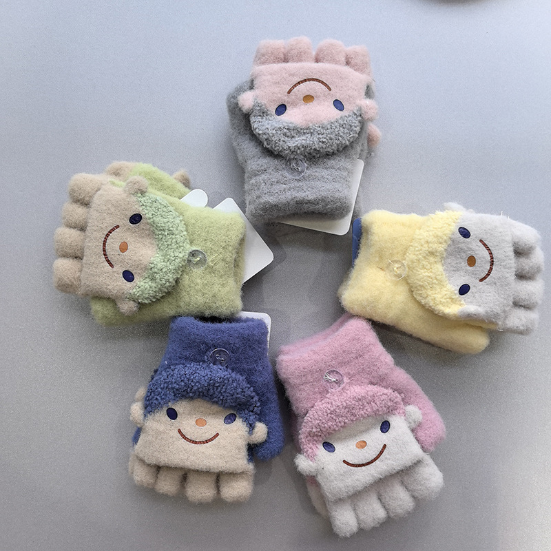 Winter warm children's gloves: Girls in winter, half fingers; boys and girls, flip covers, five fingers; primary school students writing in winter details Picture
