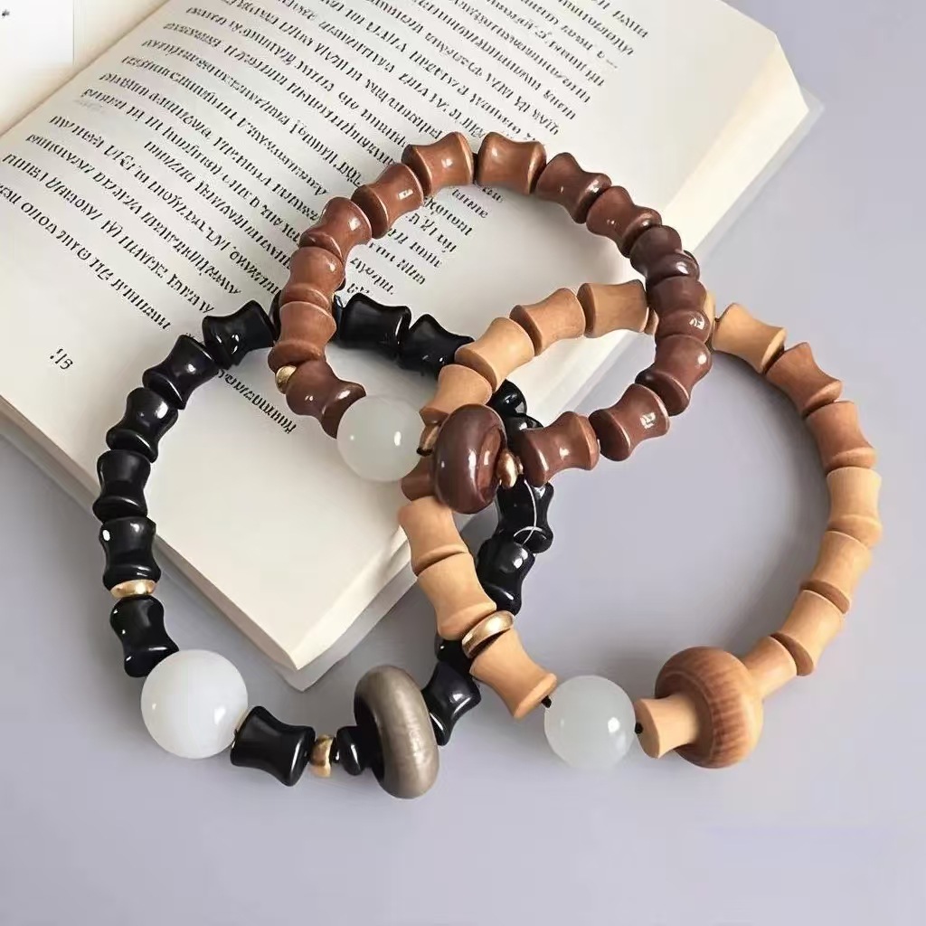 New green sandalwood bamboo joint bracelet, ancient-style black rosewood sandalwood handcrafted beads, cultural playthings and prayer beads, wholesale from the manufacturer