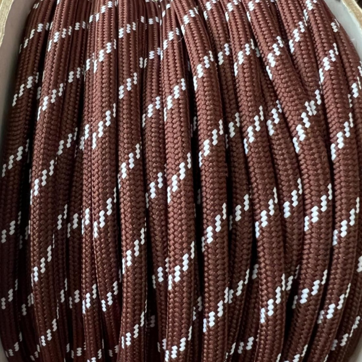 4.5mm colored woven umbrella rope in stock, Ins-style handmade diy bracelet, hanging bag, shoelace decorative strap, sweatshirt and pants rope Application Scenario