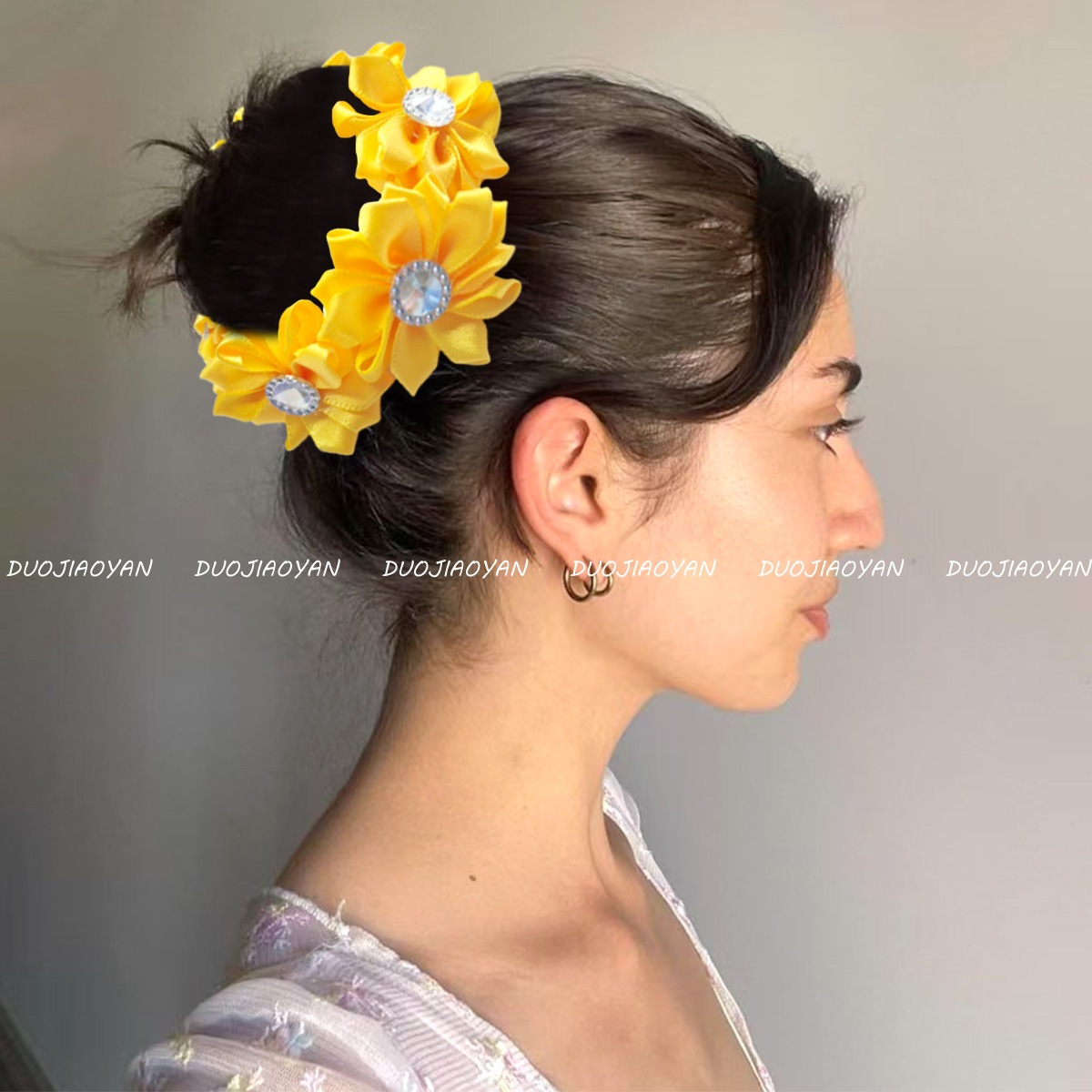 Cross-border simulation fabric flower hair bands with a high-end feel, handcrafted hair rope bun hair bands, elegant hair flowers and new hair accessories details Picture