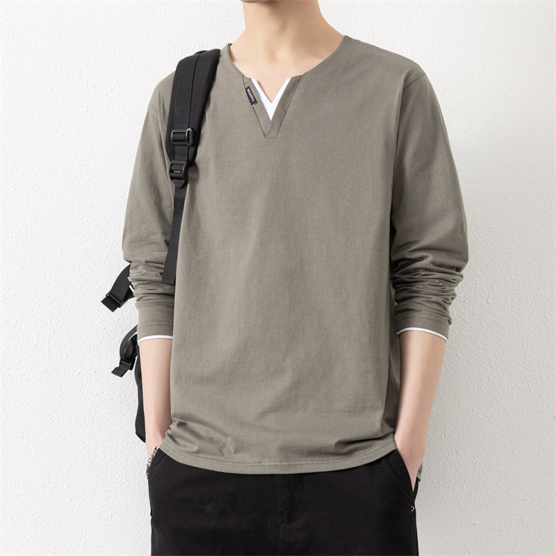 Two V-neck long-sleeved T-shirts for men, a thin spring and autumn top, pure cotton outerwear, a long Johns, a sweatshirt, and a casual base layer