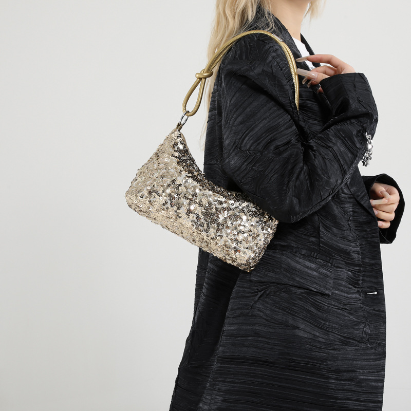 Cross-border bestsellers, trendy and versatile high-quality sequined bags, fashionable and simple single-shoulder bags, fresh and clean bags, fashionable and trendy single-shoulder crossbody bags, casual sequined women's bags Application Scenario