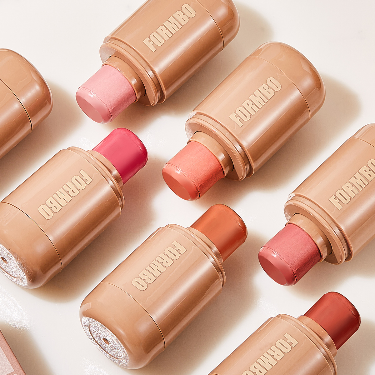 【 Cross-border Exclusive 】FORMBO's best-selling pocket blush sticks for contouring, brightening, highlighting and complexion enhancement wholesale details Picture