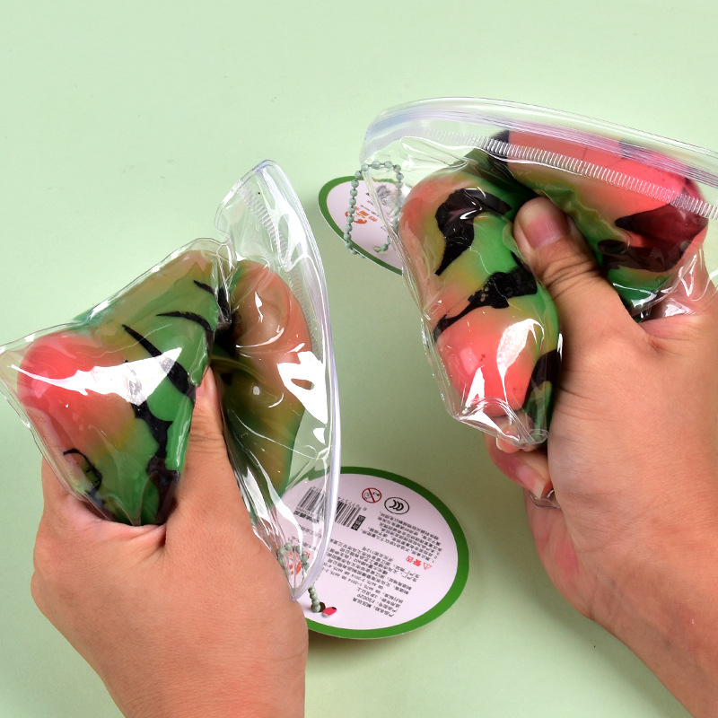 Wet soft slow rebound stress-relieving watermelon PVC bag packaging fluid fruit food play squeeze fun stress-relieving toys wholesale Application Scenario