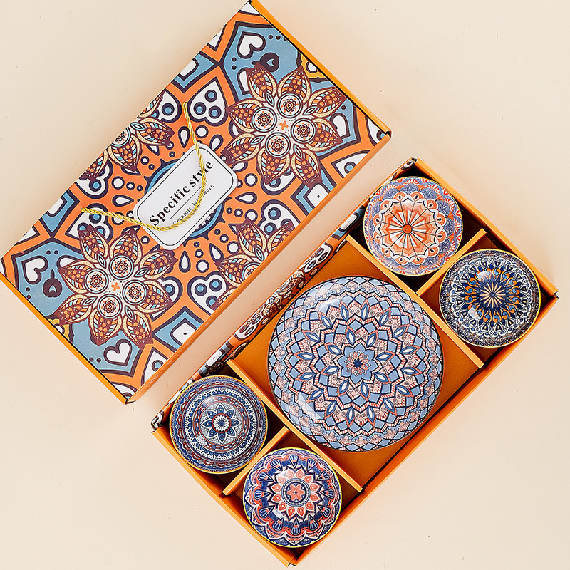 Bohemian ceramic bowl, plate, cutlery gift box set, practical rice bowl and cross-border gift for opening event Application Scenario
