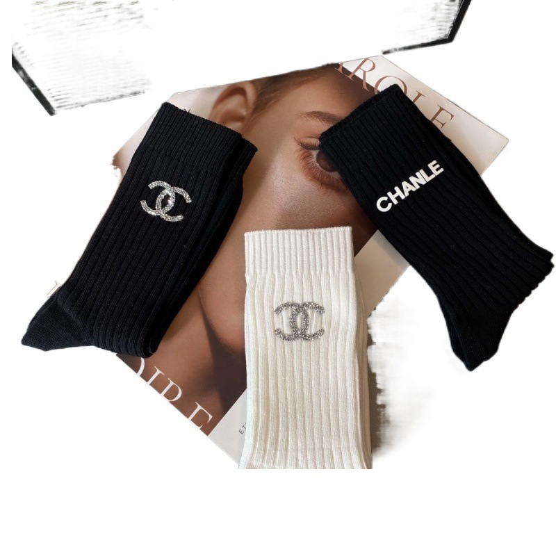 欧货高端爆闪烫钻春秋高筒时尚小香风外穿洋气饰品袜纯棉堆堆袜                               白底实物图