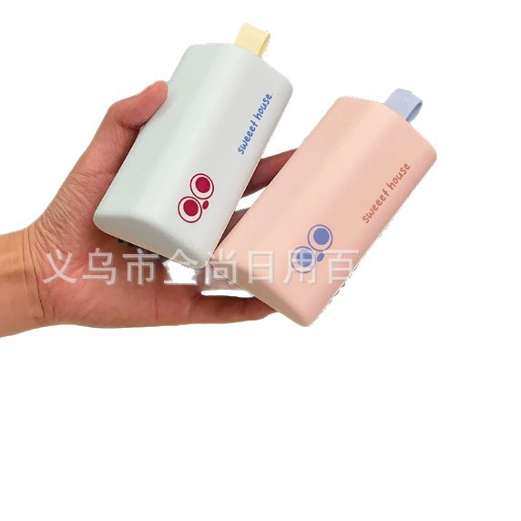 Dopamine House laundry brush, soft bristles that won't damage clothes and shoes, multi-functional cleaning brush, shoe brush, wall-mounted laundry brush Item Picture