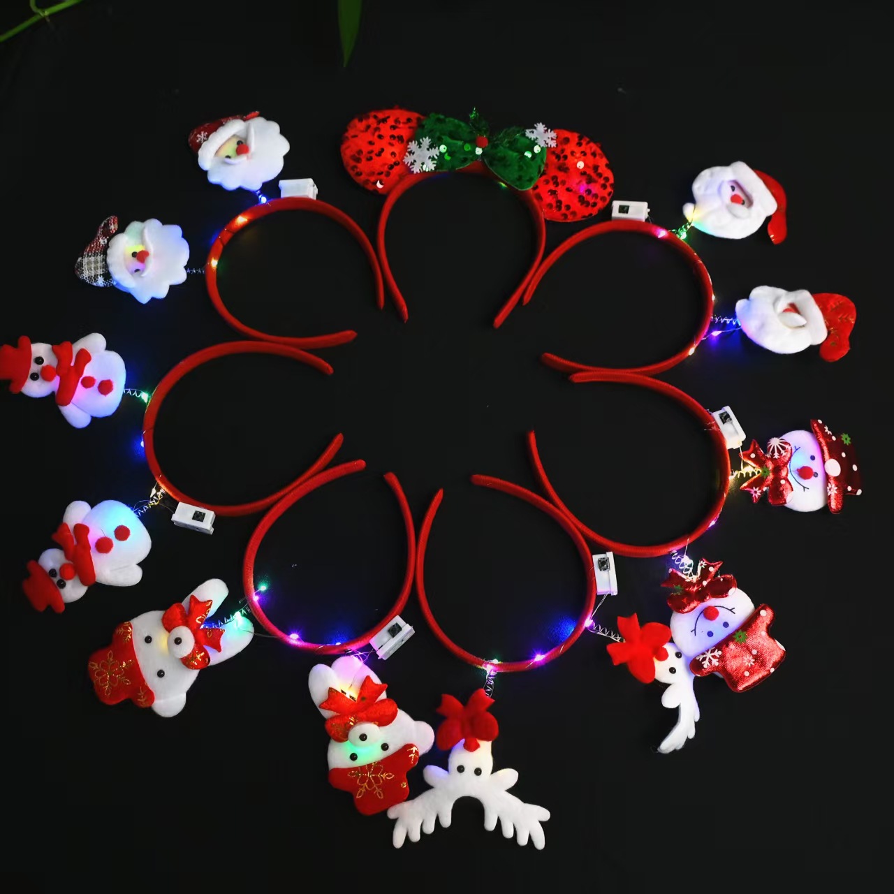 Cross-border Santa Claus head felt, cotton thickened, handcrafted diy Christmas tree decoration, deer head accessories, velvet fabric details Picture