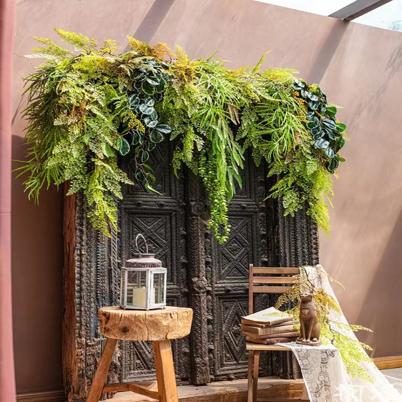 热销跨境仿真绿植壁挂藤曼龟背叶家居户外婚庆植物墙装饰摆件批发