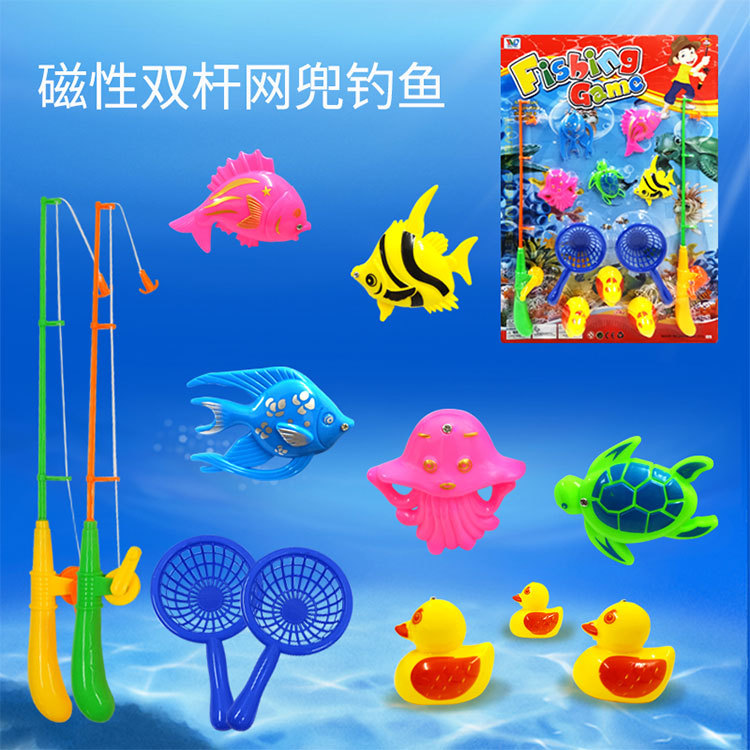 Fishing toy set, magnetic fishing beach toys, summer baby bathing and playing in water, magnetic double-rod fishing Application Scenario