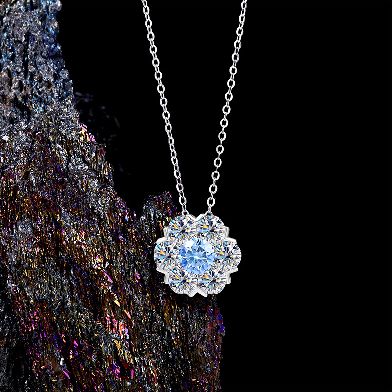 卓恒甄选ins风热卖新款太阳花锁骨链气质女毫莫桑项链