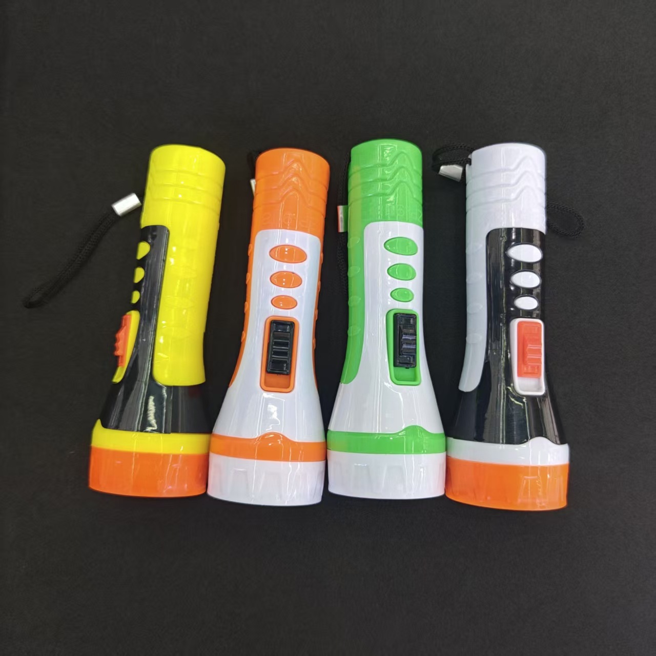 迷你小手电筒方便携带挂绳可换电子24个装一个展示盒厂家批发9118