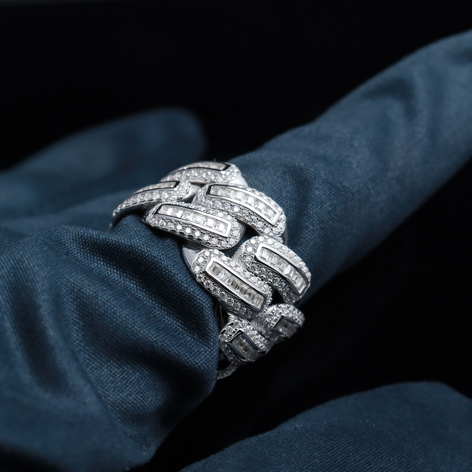 欧美嘻哈风银镶莫桑石戒指潮流菱形古巴戒指指环手饰饰品外贸专供