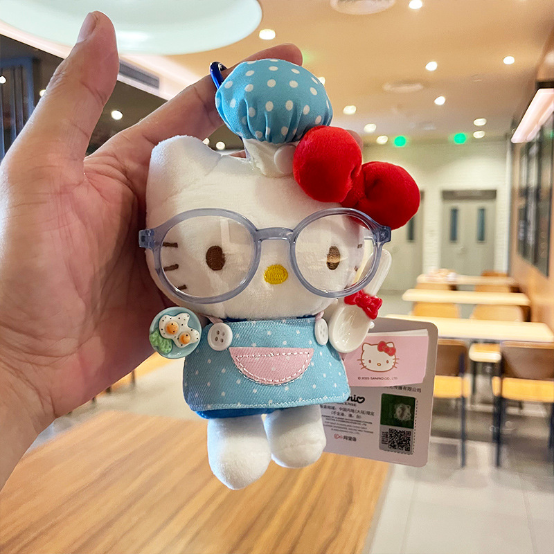 hellokitty plush toy, genuine Hello kitty keychain pendant, bag pendant, cute figurine Application Scenario