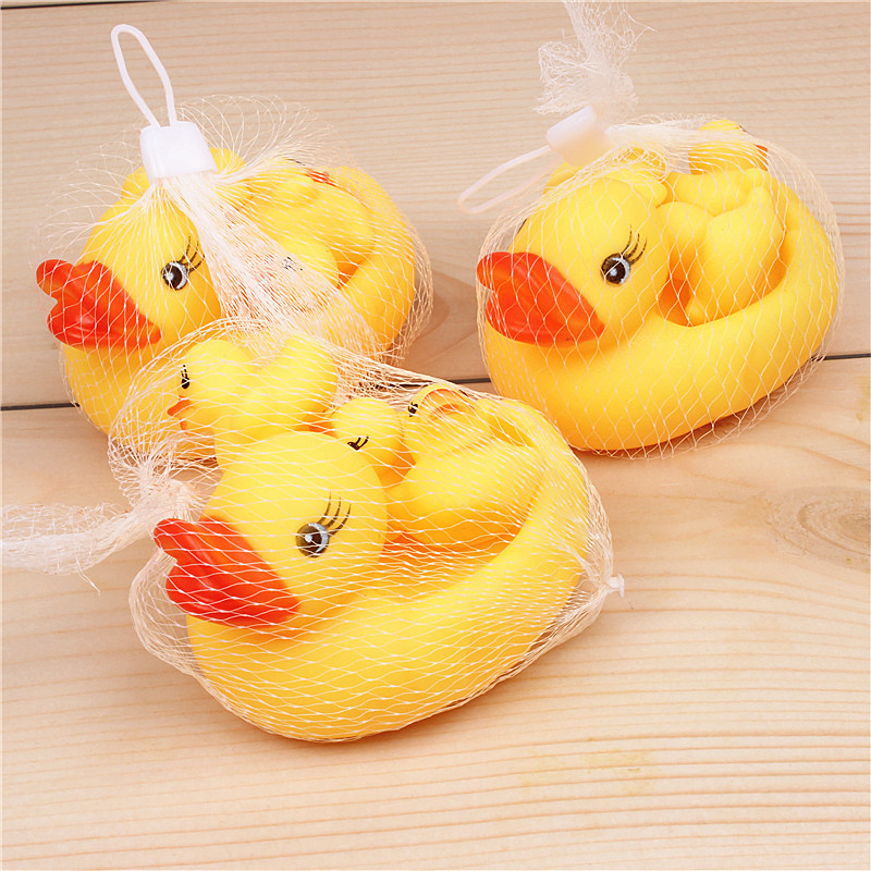Wholesale "Jiaojiao Duck" in large and small net bags, mother and baby ducks, playable ducks, baby bath and swimming toys