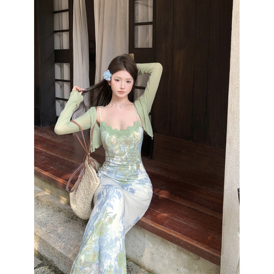 吊带裙性感/女装/裙子面料质感/白色连衣裙/连衣裙细节图