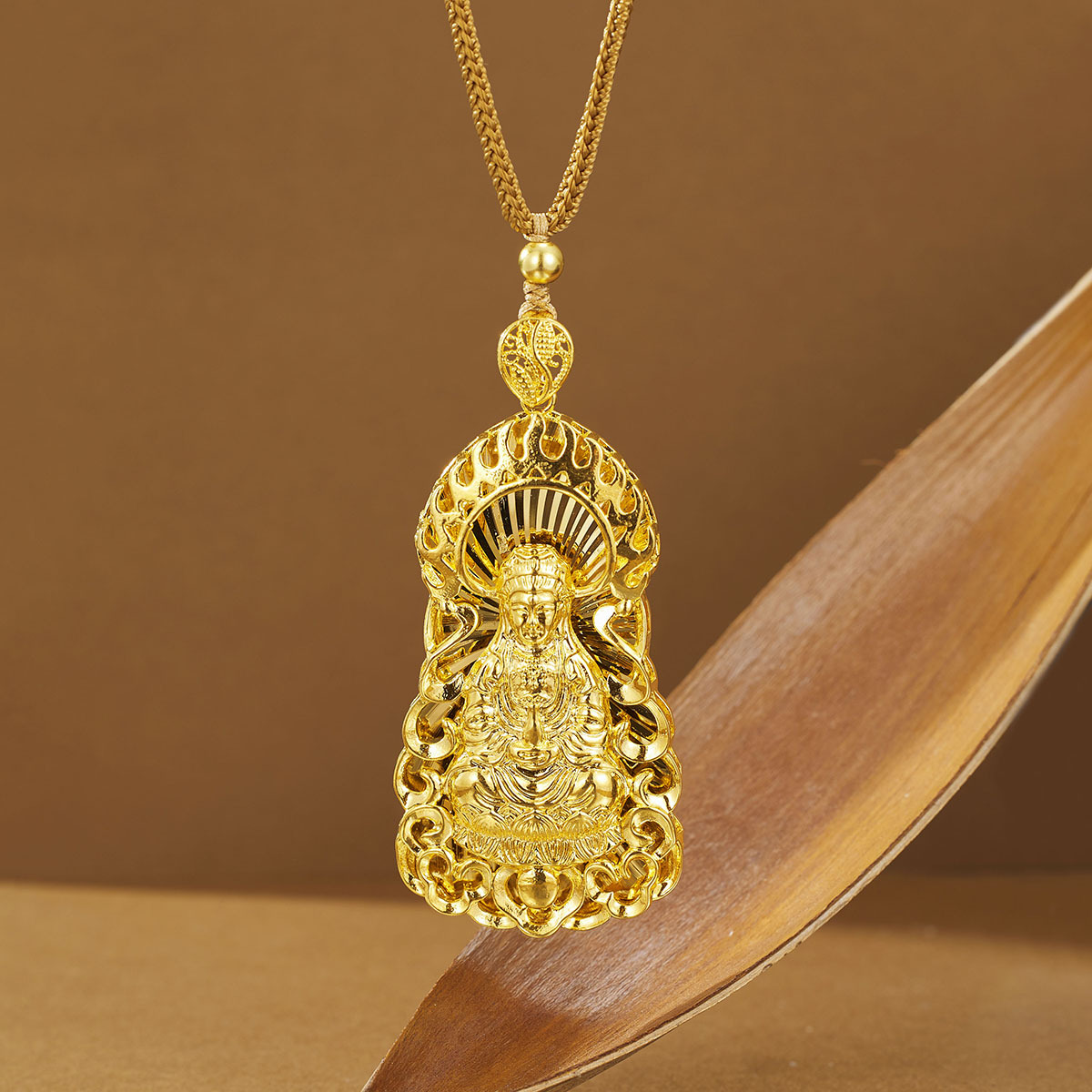 Authentic ancient-style sand gold necklace, flame Guanyin pendant for men and women, sitting lotus Guanyin Bodhisattva, new Chinese-style pendant, Chinese style full figure