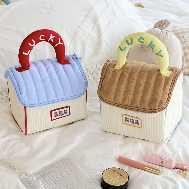 新款可爱房子化妆包大容量手提包便携旅行收纳洗漱包浴室化妆包包