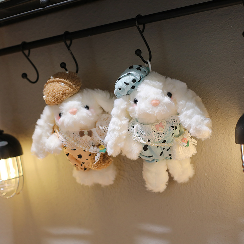 High-appearance level ear-hanging rabbit pendants, plush toys, rabbit dolls, couple schoolbags, pendants, dolls, keychains, figurines Application Scenario