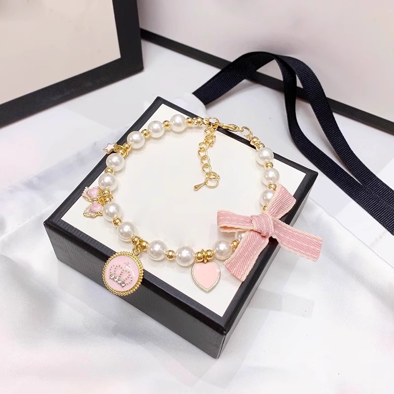 Pet necklace, cat pearl collar, dog neck collar, neck chain, retro heart-shaped pendant, cute cat and dog neck accessories Specification image