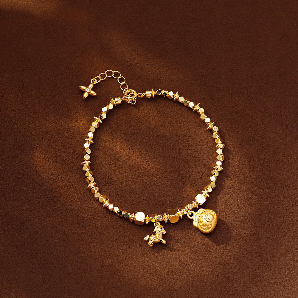 Hyacinth's traditional sand-gold lucky bag, little horse pendant bracelet, female Douyin bestseller, 2026 new trendy and high-end accessory