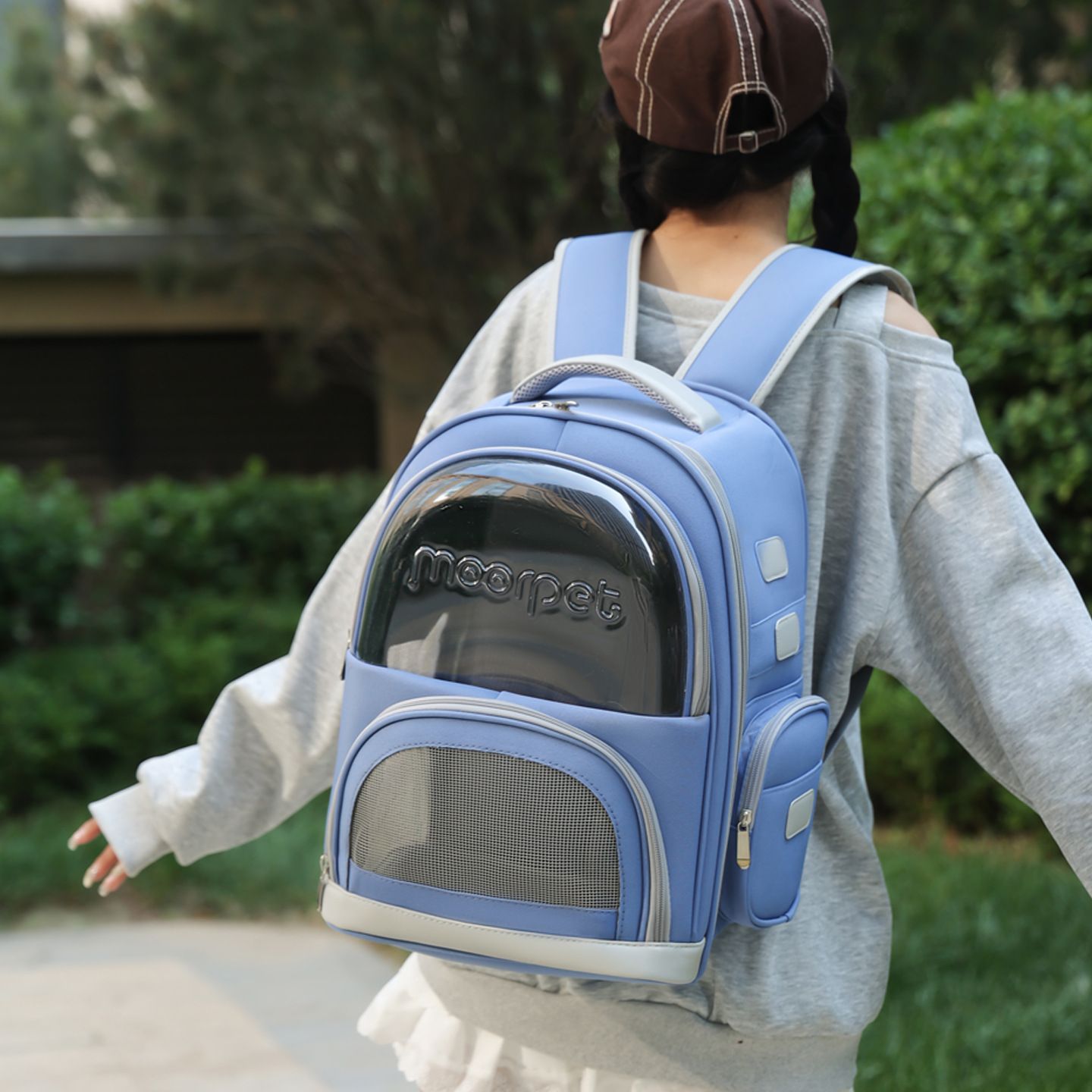 Factory direct supply cat bags and pet bags: Porous, breathable, portable, with large capacity for both shoulders and one shoulder to carry details Picture