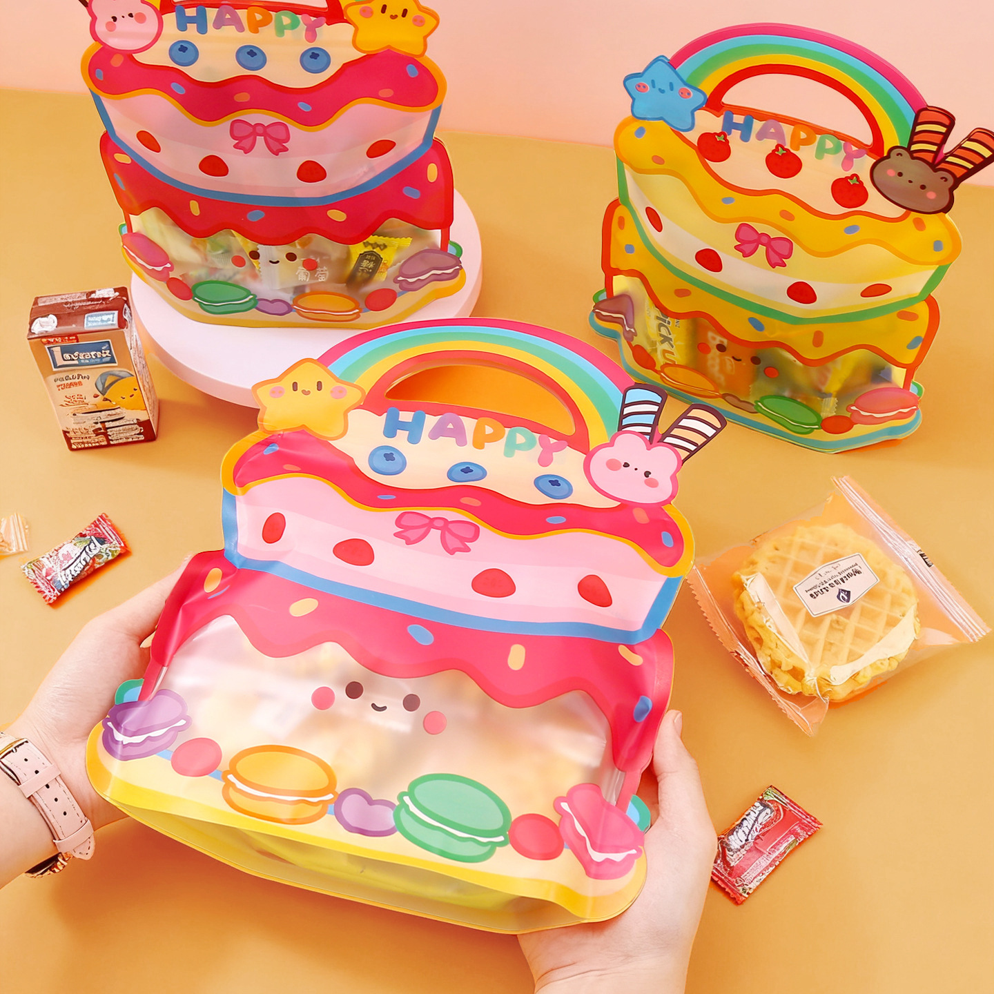Cartoon hand-held gift bags, kindergarten birthday gift bags, high-end candy and snack packaging bags, souvenir bags details Picture