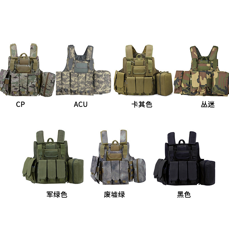 Yitu Military Enthusiast Amphibious Combat Multi-functional quick-release Black camouflage sports outdoor tactical vest and vest Application Scenario